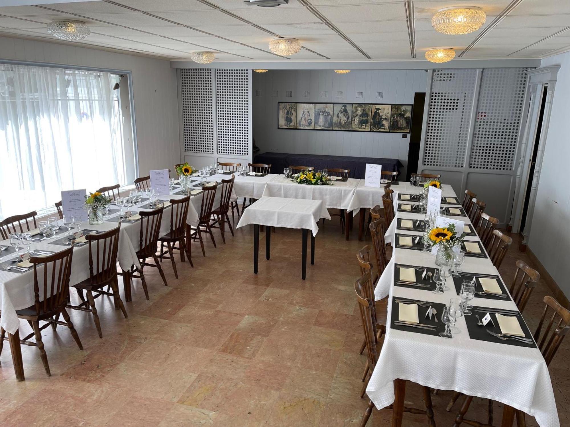 Le Relais De La Place Le Faou Exterior photo