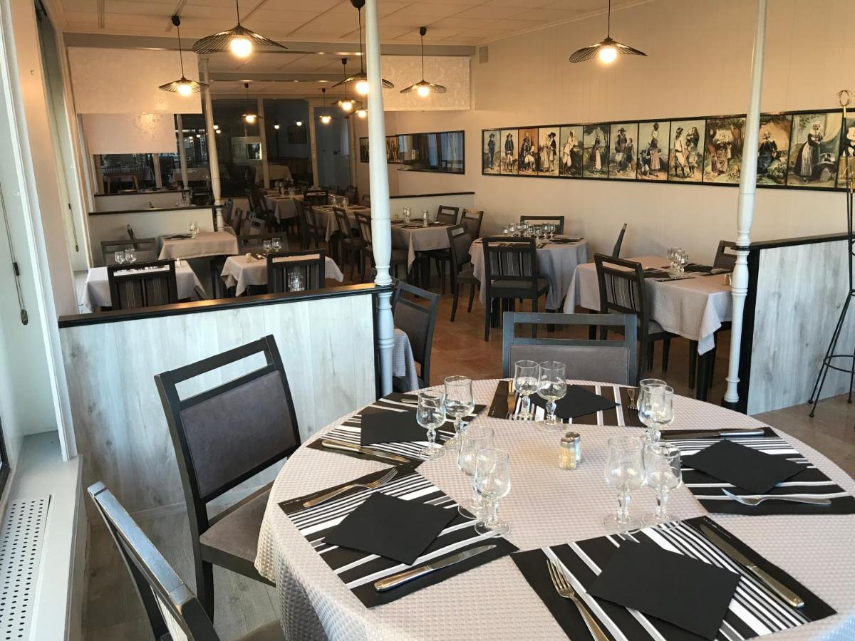 Le Relais De La Place Le Faou Exterior photo